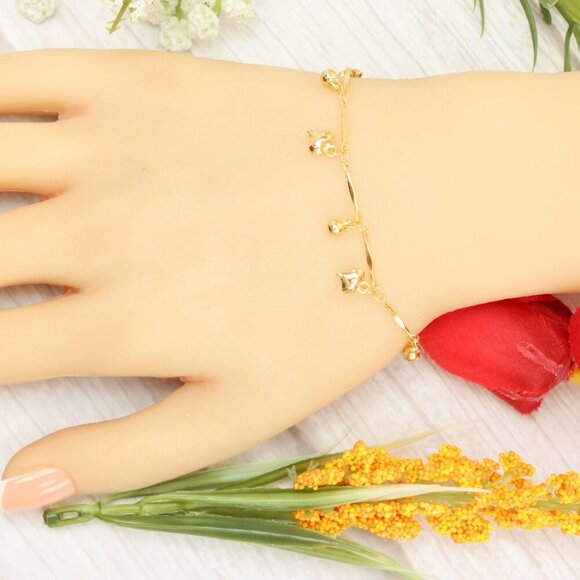 "Trendy Handmade Bracelet – A Thoughtful Gift for Girls & Women | UNVRC1131 - Picture 9 of 10